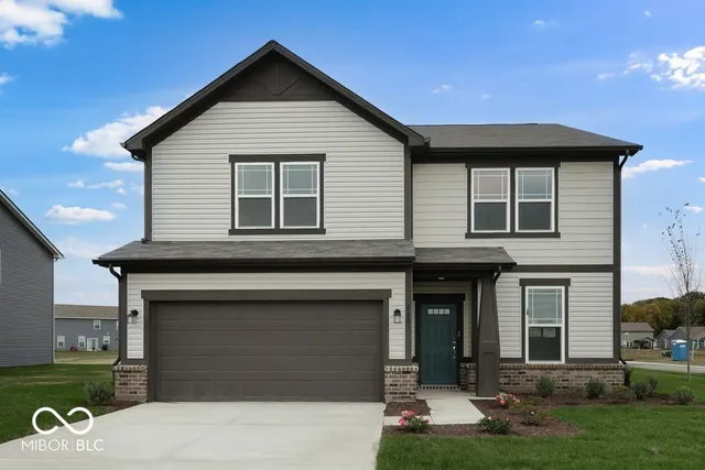 $382,999 | 268 Commodore Drive, Pittsboro, IN 46167
