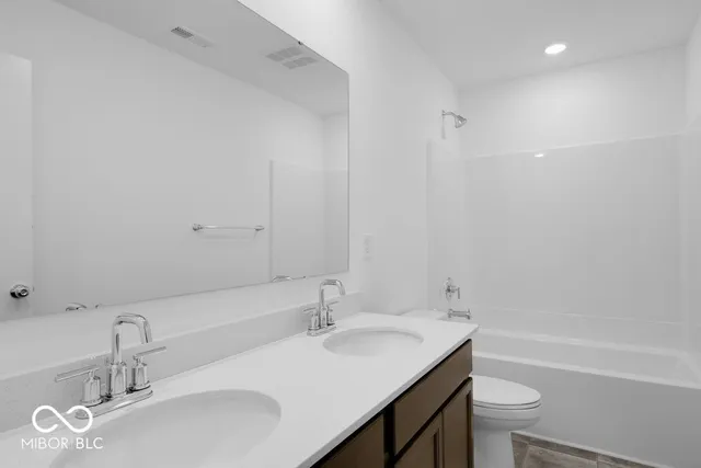 $382,999 | 268 Commodore Drive, Pittsboro, IN 46167