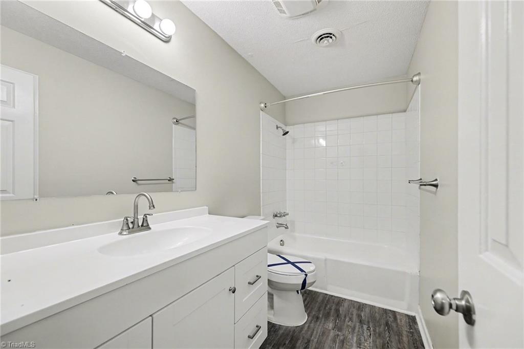 1408 Sweetbriar Court High Point, NC 27262 - Photo 16 of 26