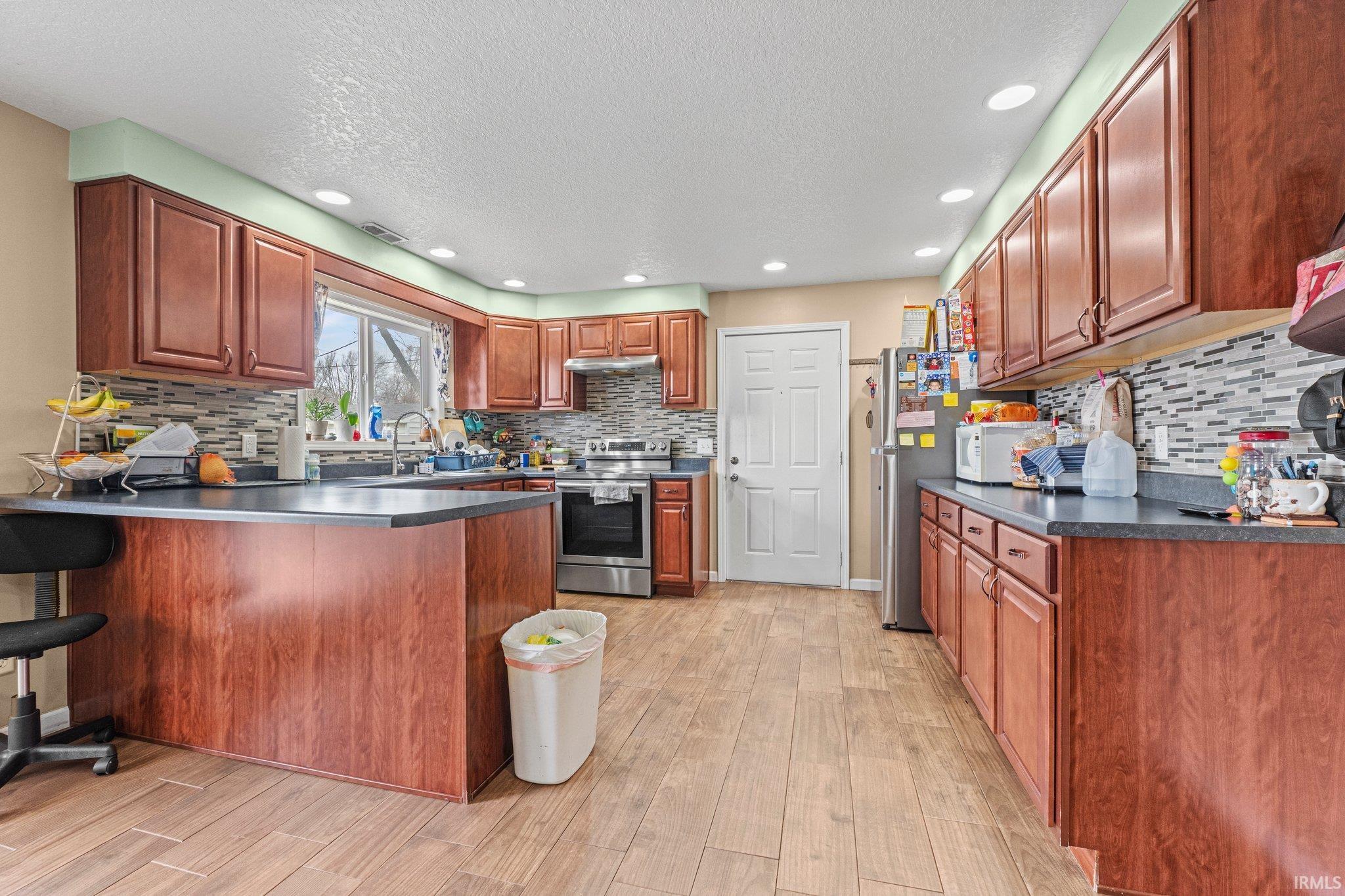 2103 Otsego Drive Fort Wayne, IN 46825 - Photo 13 of 32