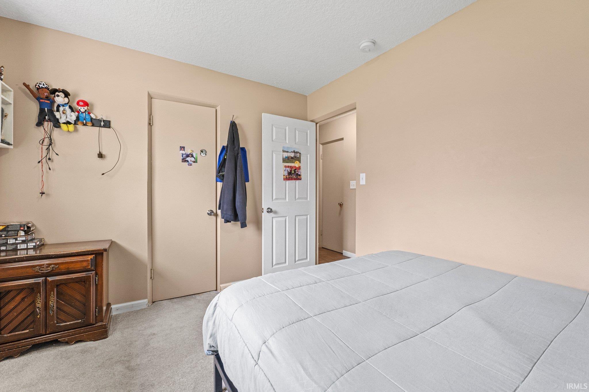 2103 Otsego Drive Fort Wayne, IN 46825 - Photo 18 of 32