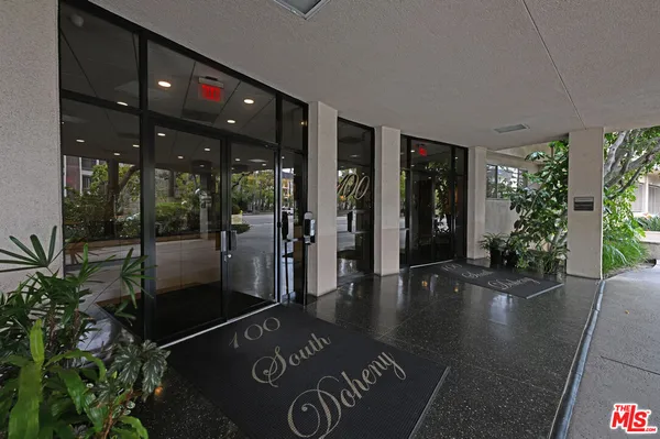 $3,350 | 100 South Doheny Drive, Unit 424, Los Angeles, CA 90048