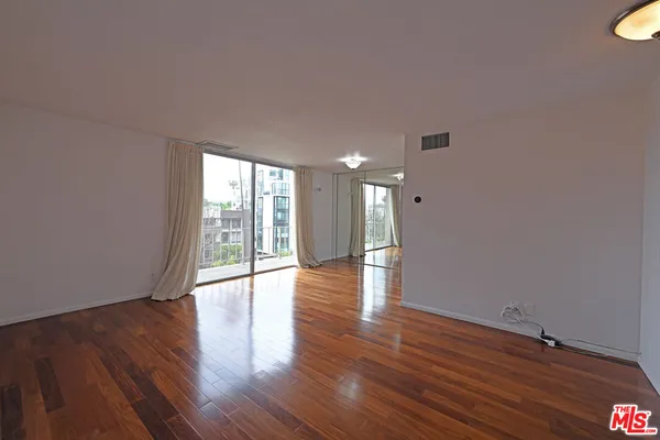 $3,350 | 100 South Doheny Drive, Unit 424, Los Angeles, CA 90048