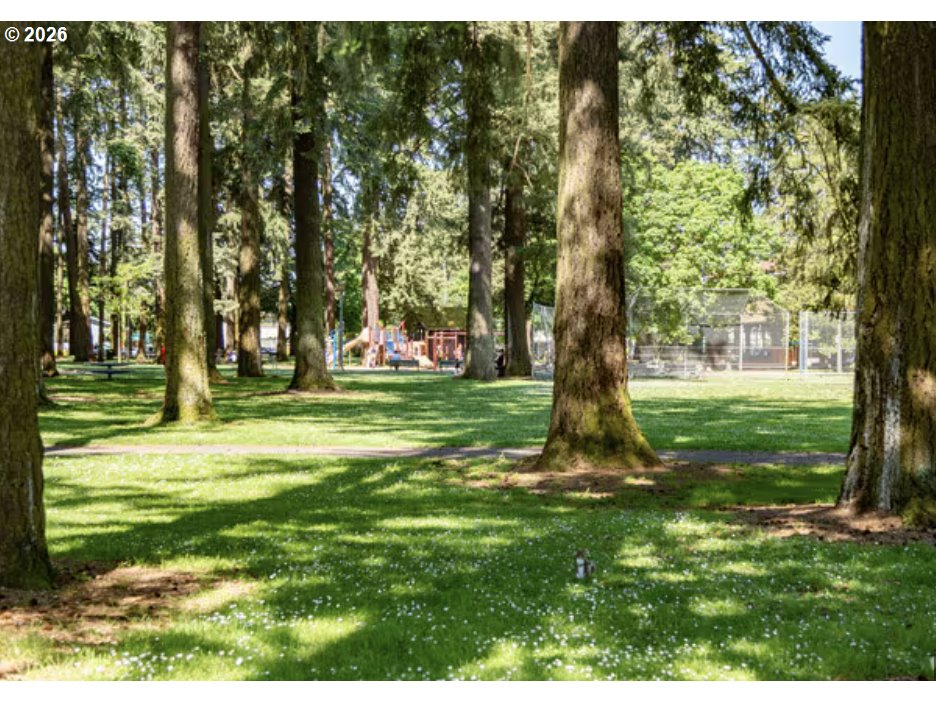 7602 Southeast Carlton Street, Unit B Portland, OR 97206 - Photo 34 of 34 a view of a golf course
