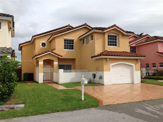 $3,500 | 15428 Southwest 50th Terrace, Miami, FL 33185