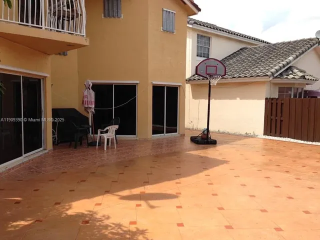 $3,500 | 15428 Southwest 50th Terrace, Miami, FL 33185