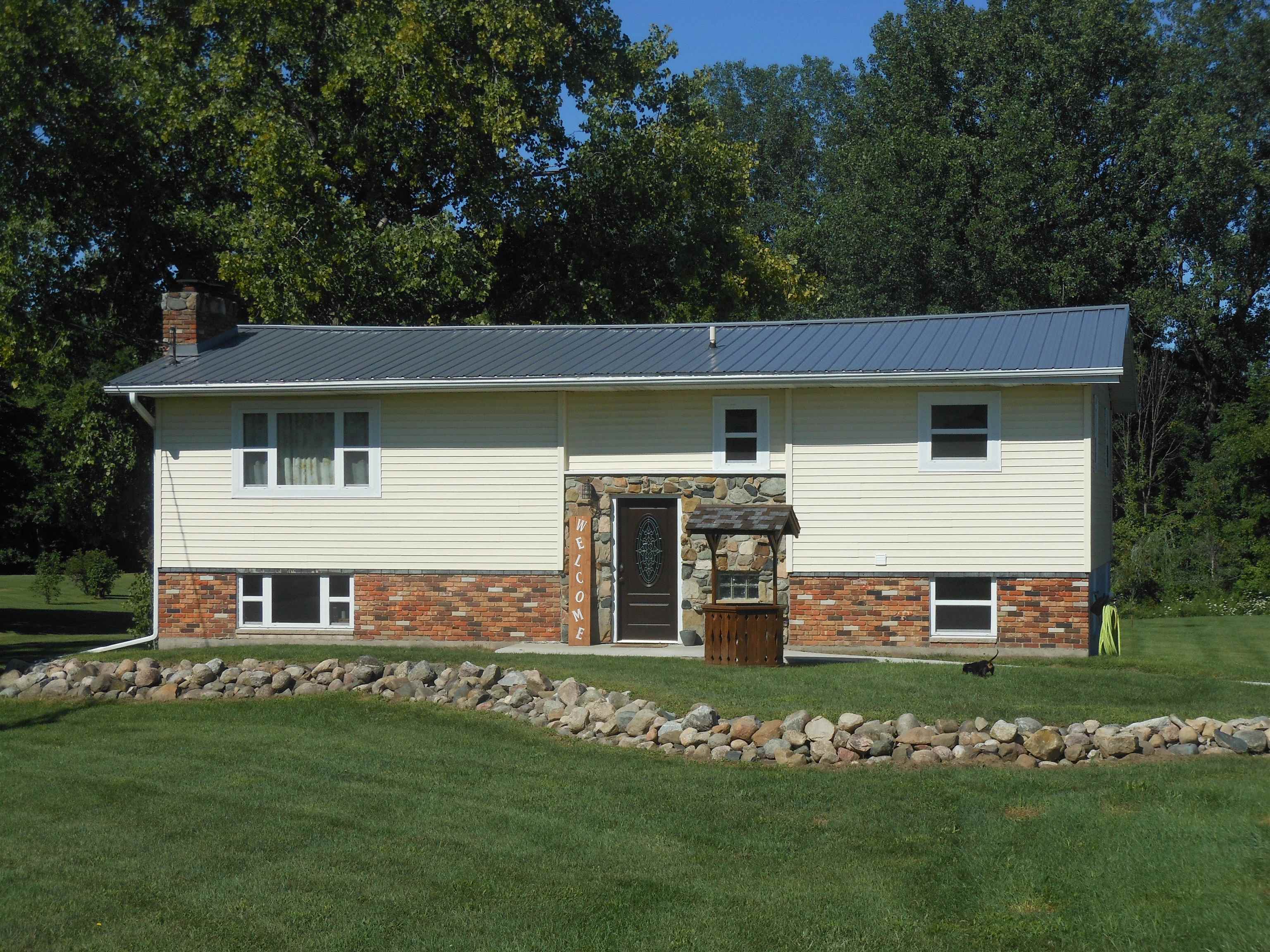 7164 North Lake Road Millington, MI 48746 - Photo 1 of 27 50086525.JPG