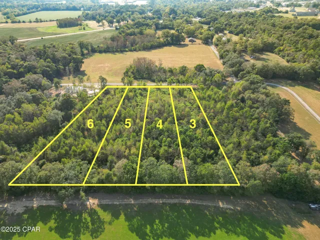 $39,900 | 5 1st Avenue, Graceville, FL 32440