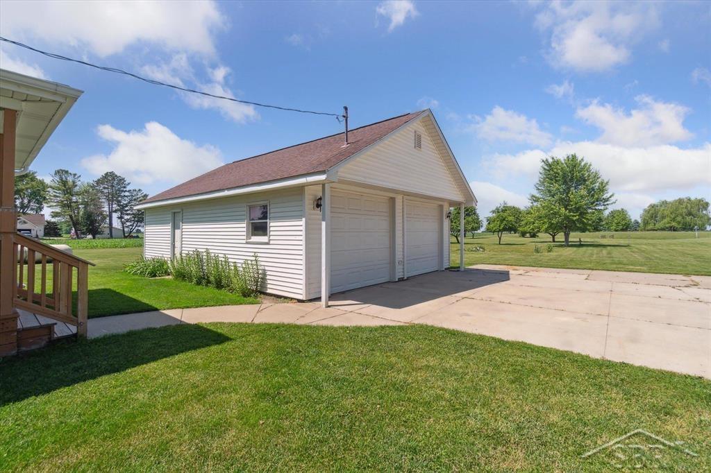 3715 Northeast County Line Road Merrill, MI 48637 - Photo 44 of 61