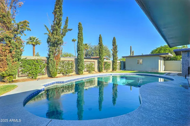 $665,000 | 3352 East Mescal Street, Phoenix, AZ 85028