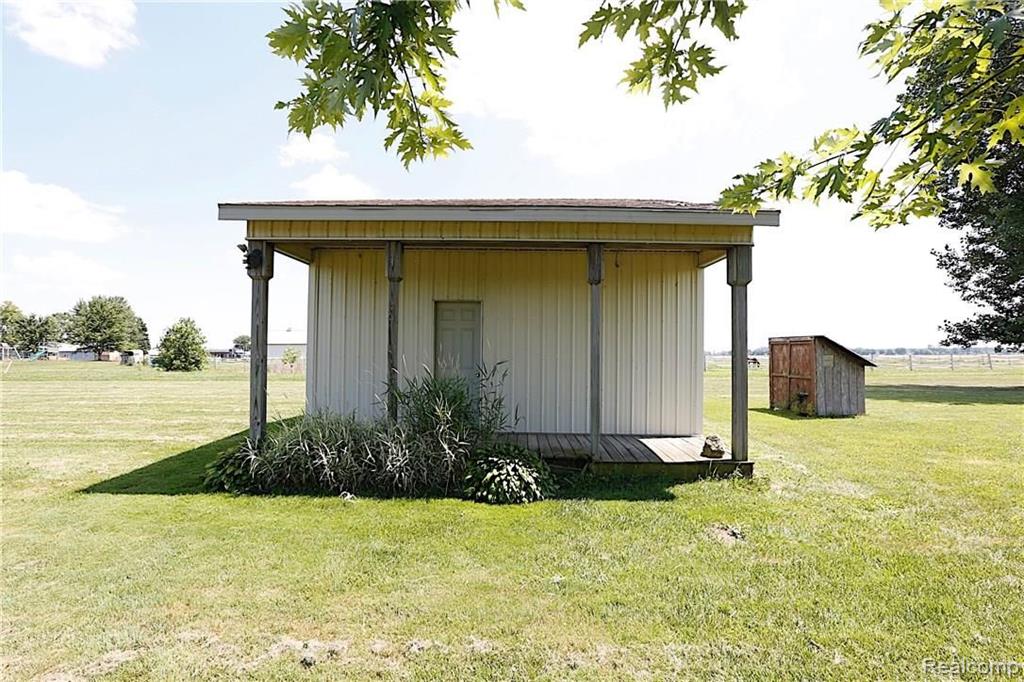 2733 Luna Pier Road Erie, MI 48133 - Photo 40 of 54