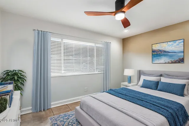 $269,900 | 2315 West Union Hills Drive, Unit 120, Phoenix, AZ 85027