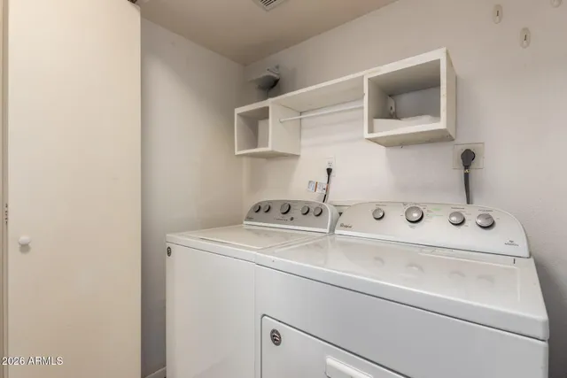 $269,900 | 2315 West Union Hills Drive, Unit 120, Phoenix, AZ 85027