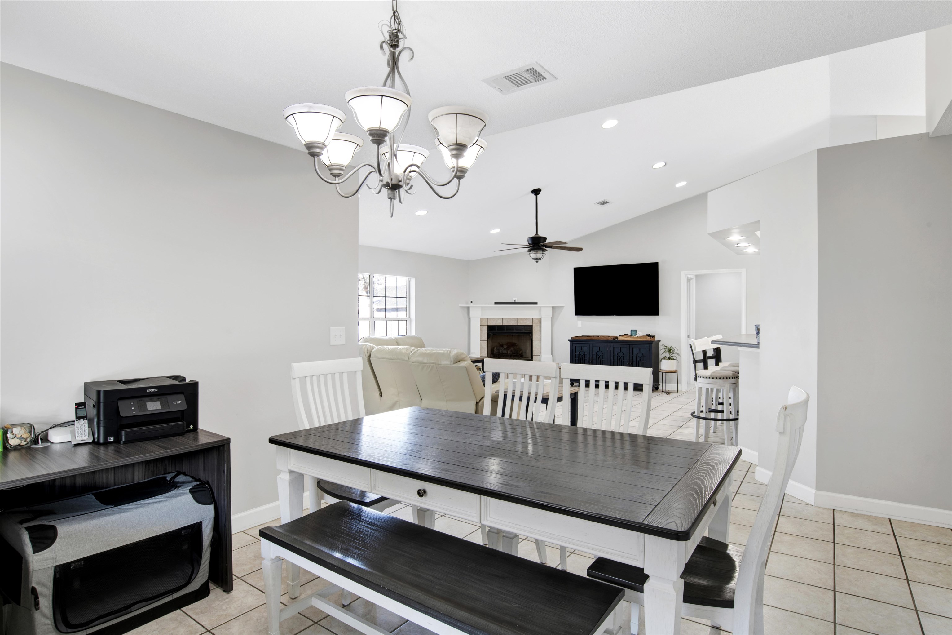 24605 Tarpon Lane Orange Beach, AL 36561 - Photo 15 of 36 Dining Area
