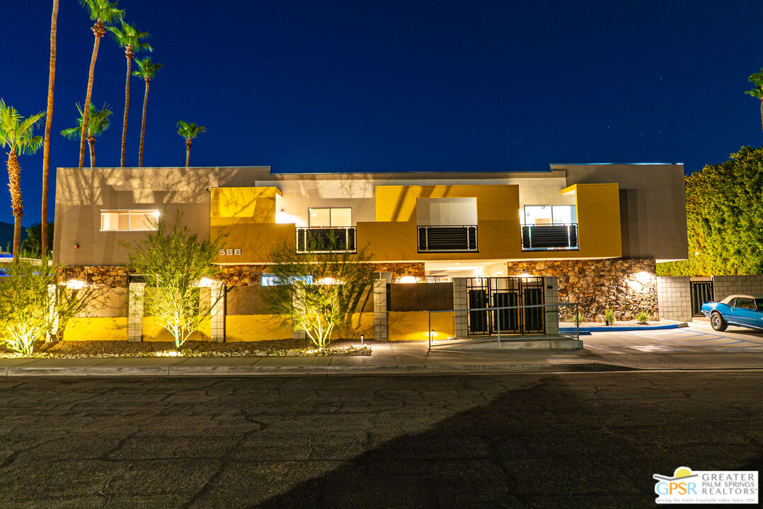 588 East San Lorenzo Road, Unit 102 Palm Springs, CA 92264 - Photo 48 of 71