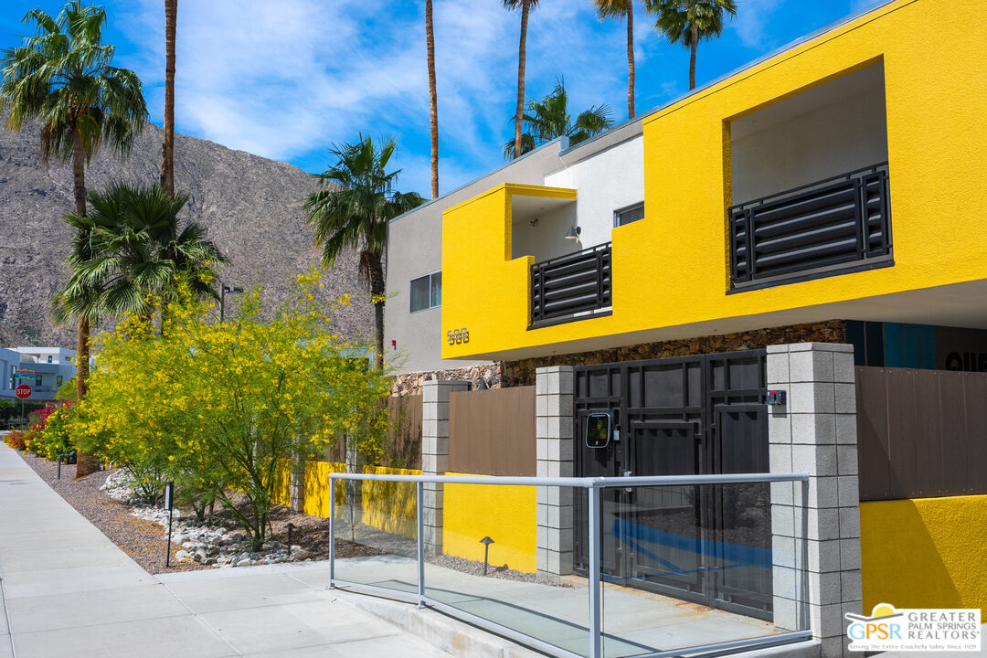 588 East San Lorenzo Road, Unit 102 Palm Springs, CA 92264 - Photo 65 of 71