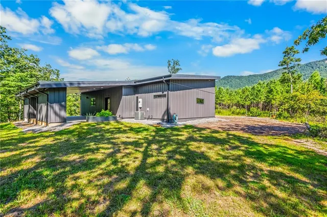 $1,895,000 | 246 Bear Trail, Lowgap, NC 27024