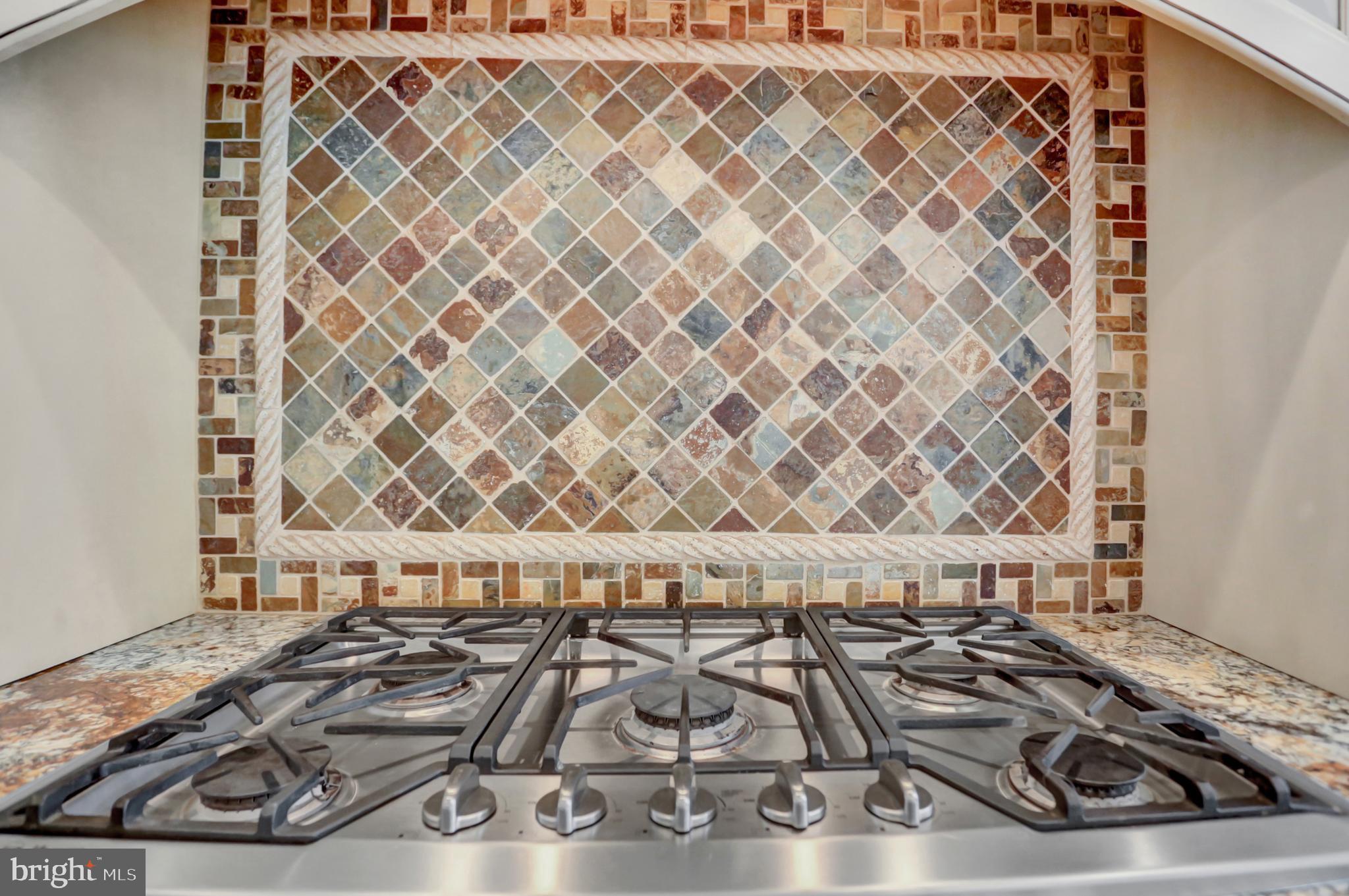 2274 Loop Road Chambersburg, PA 17202 - Photo 14 of 84 kitchen