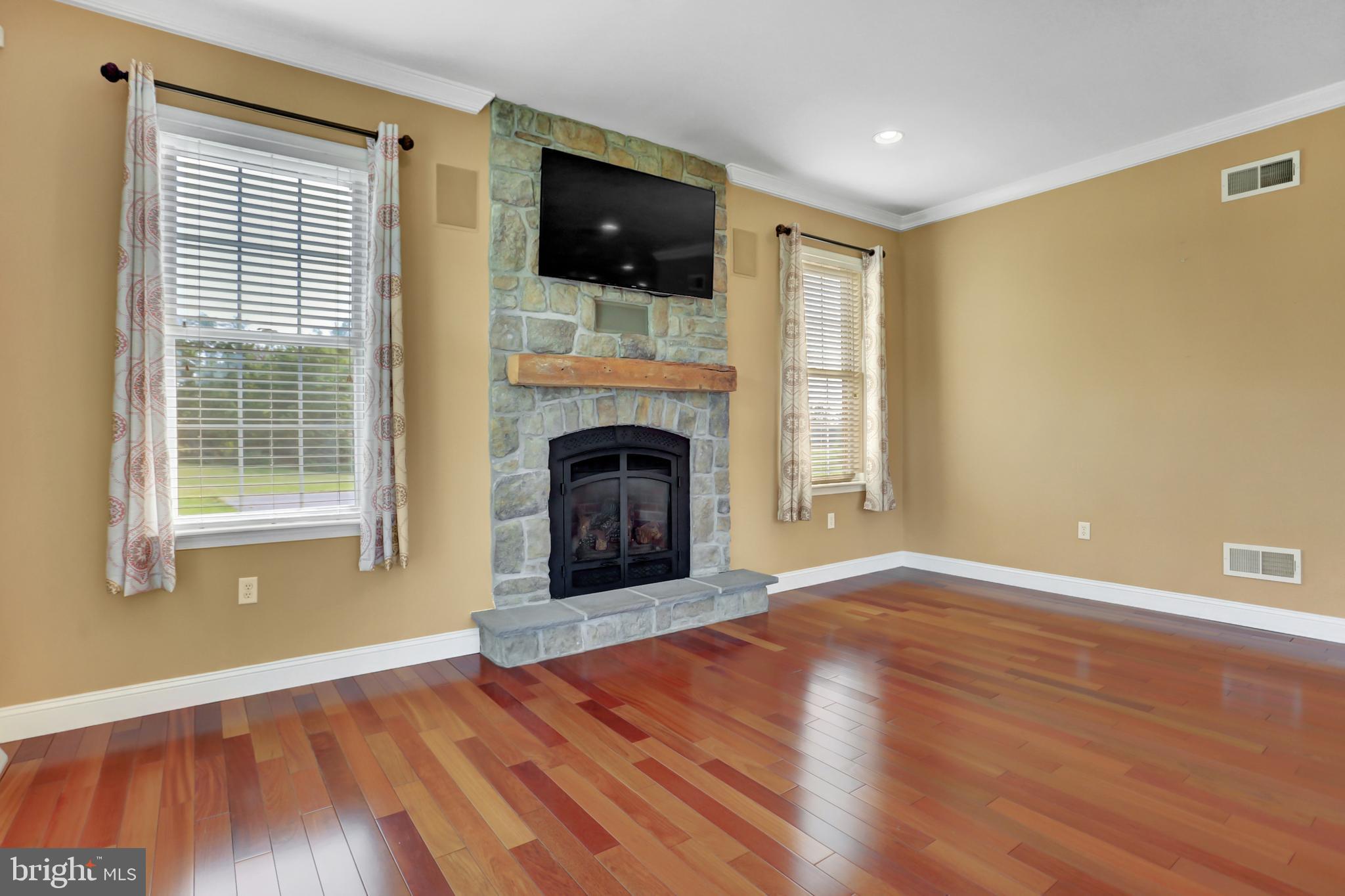 2274 Loop Road Chambersburg, PA 17202 - Photo 24 of 84 kitchen