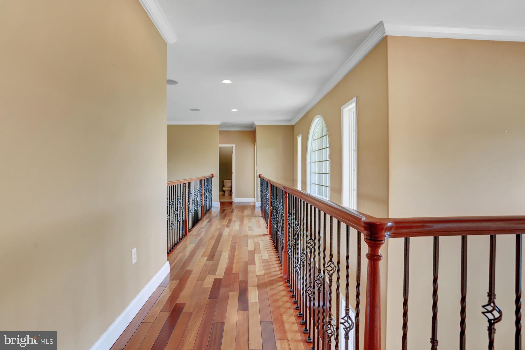 2274 Loop Road Chambersburg, PA 17202 - Photo 46 of 84 2nd floor hallway