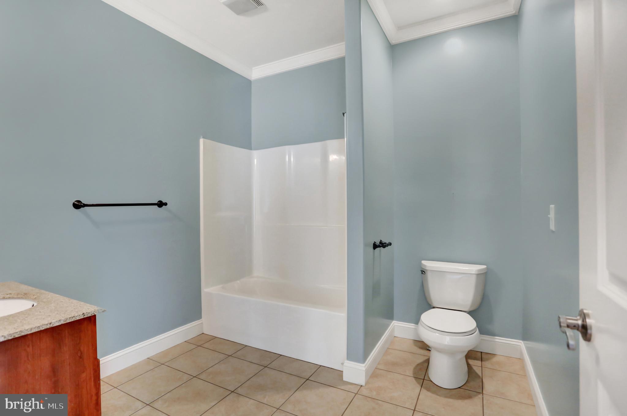 2274 Loop Road Chambersburg, PA 17202 - Photo 54 of 84 2nd floor 3rd full bath