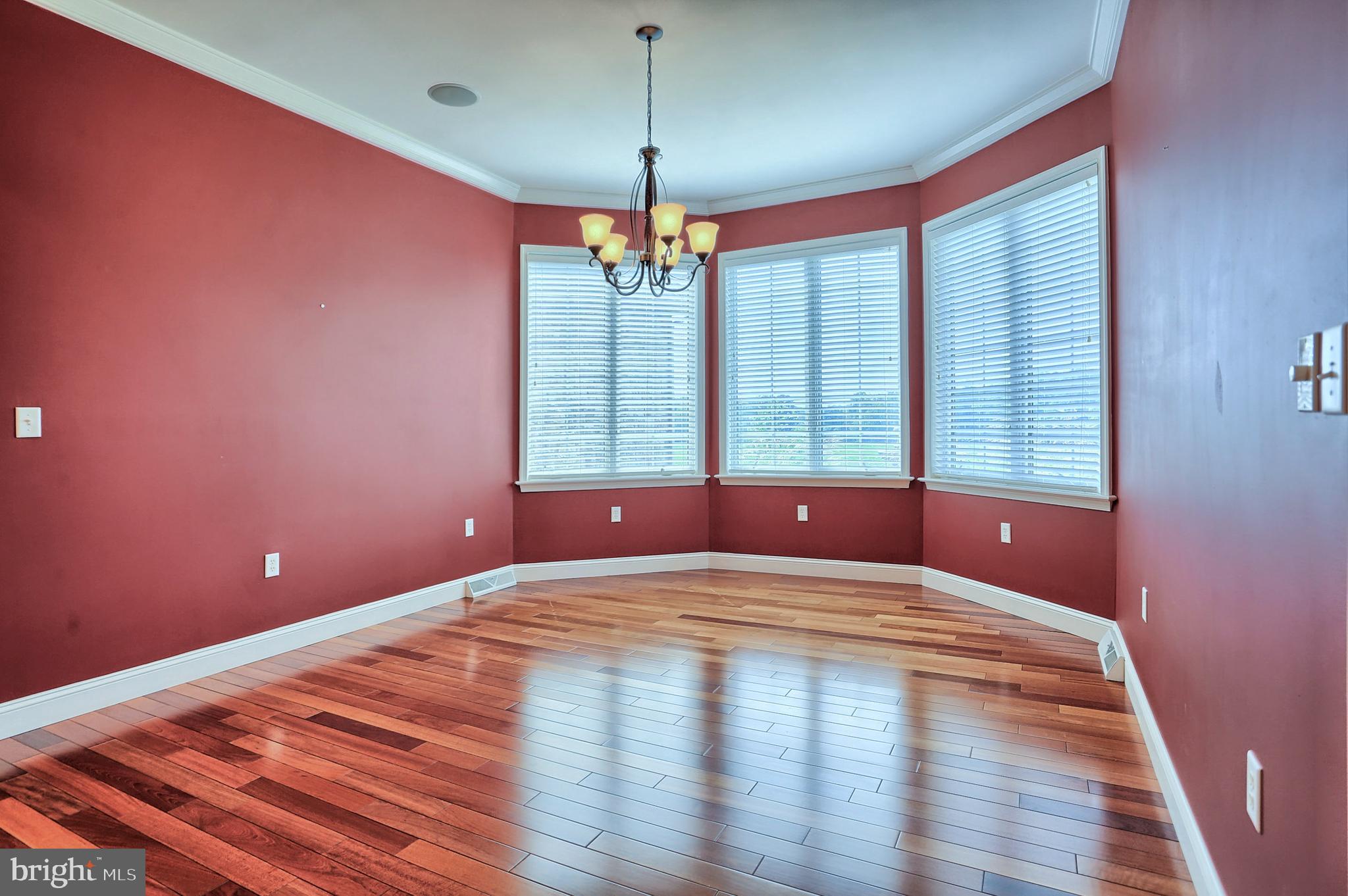 2274 Loop Road Chambersburg, PA 17202 - Photo 9 of 84 dining room