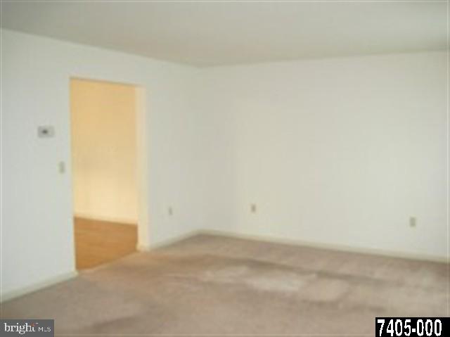 198 Jonathan Way North Red Lion, PA 17356 - Photo 4 of 25 Gallery Image 4