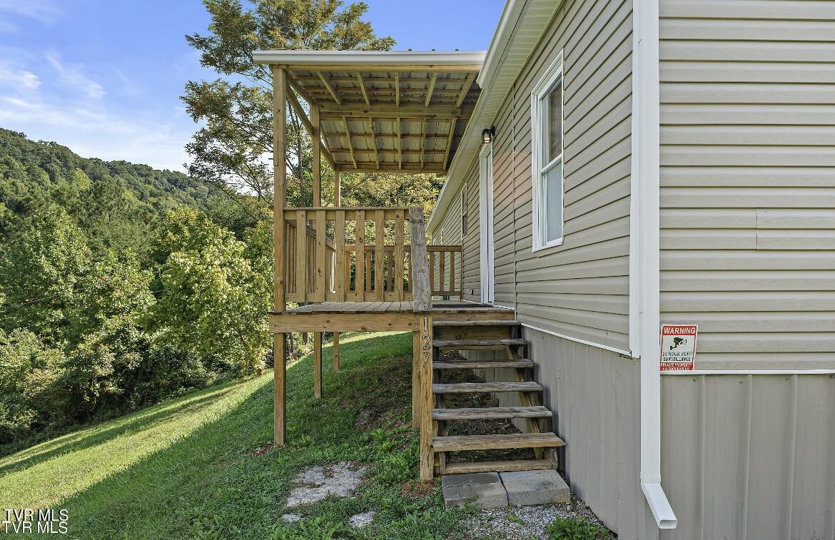 127 Yard Hill Road Elizabethton, TN 37643 - Photo 24 of 28 IMG_7968