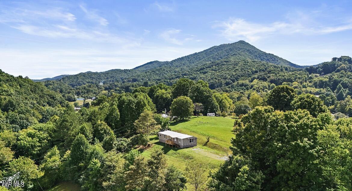 127 Yard Hill Road Elizabethton, TN 37643 - Photo 27 of 28 IMG_7974