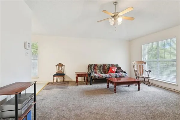 $1,300 | 515 5th Street, Pearl River, LA 70452