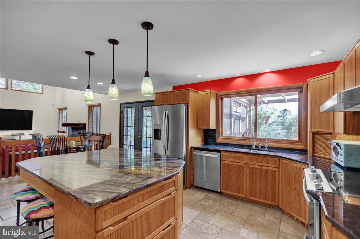 112 Gail Circle Reading, PA 19610 - Photo 10 of 39