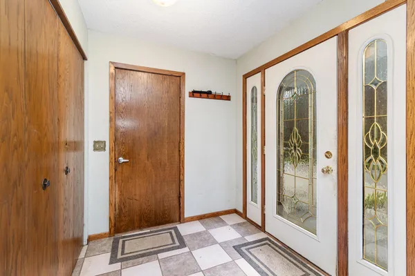 $489,900 | 9340 Pierson Lake Drive, Chaska, MN 55318