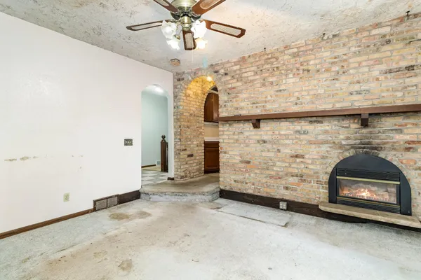 $489,900 | 9340 Pierson Lake Drive, Chaska, MN 55318