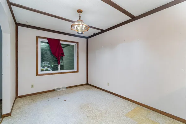 $489,900 | 9340 Pierson Lake Drive, Chaska, MN 55318