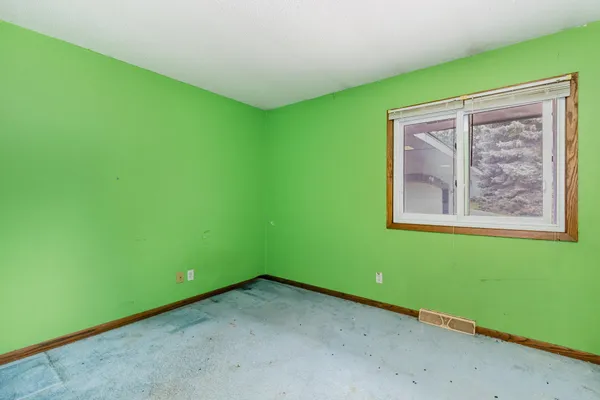 $489,900 | 9340 Pierson Lake Drive, Chaska, MN 55318