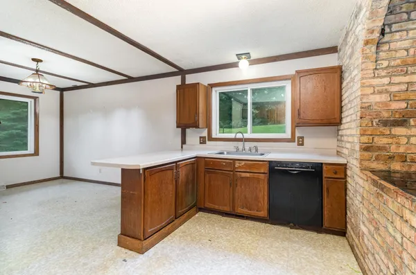 $489,900 | 9340 Pierson Lake Drive, Chaska, MN 55318