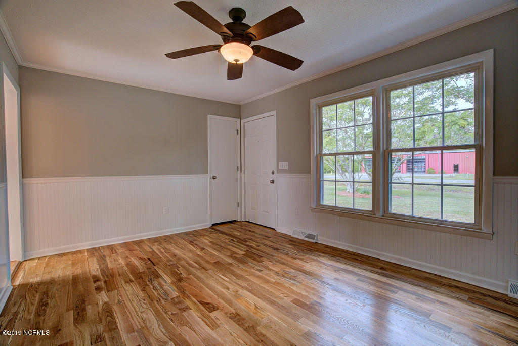 3222 Maco Road Northeast Leland, NC 28451 - Photo 4 of 28 Living_03