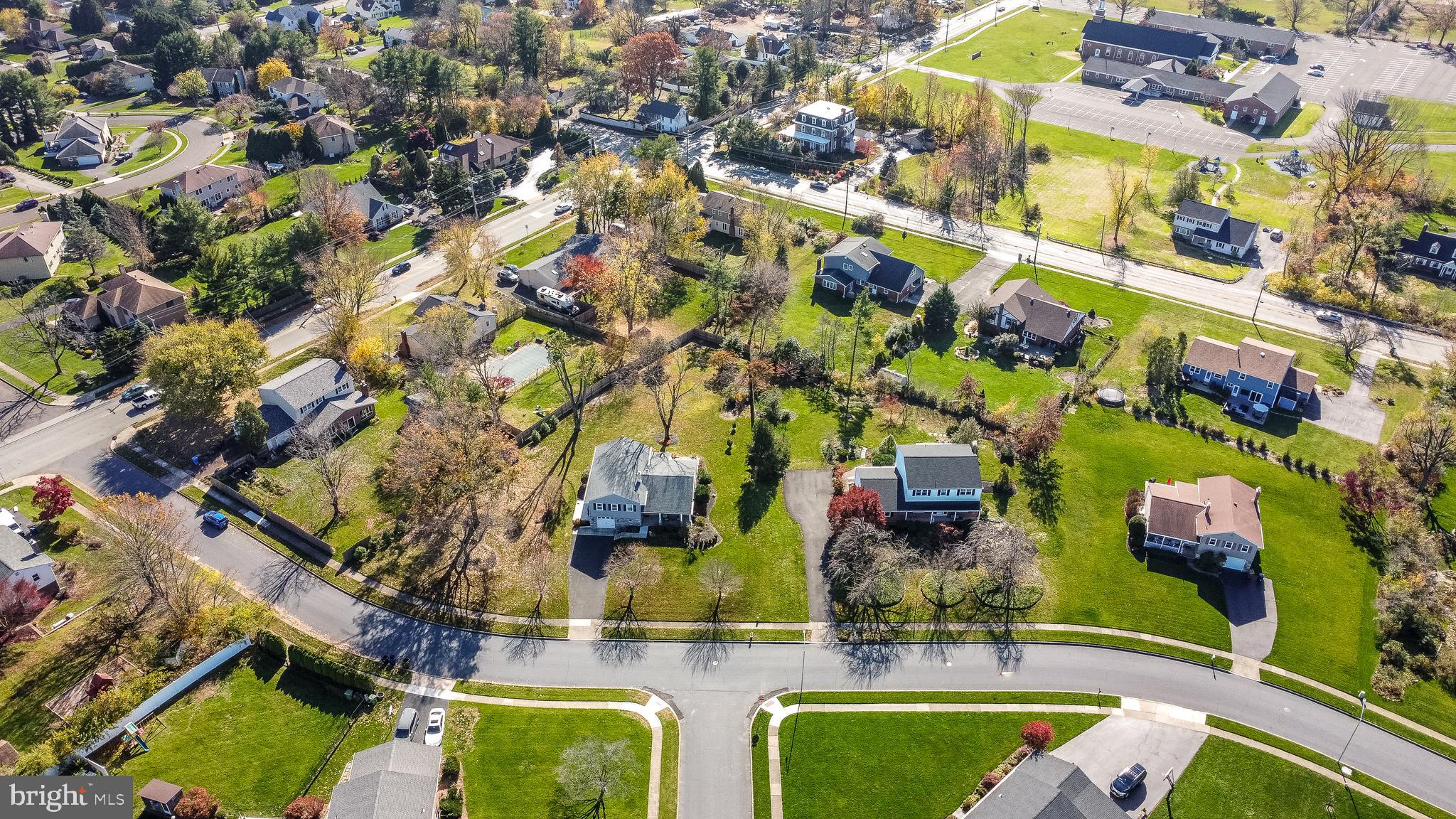 925 Denston Drive Ambler, PA 19002 - Photo 2 of 18