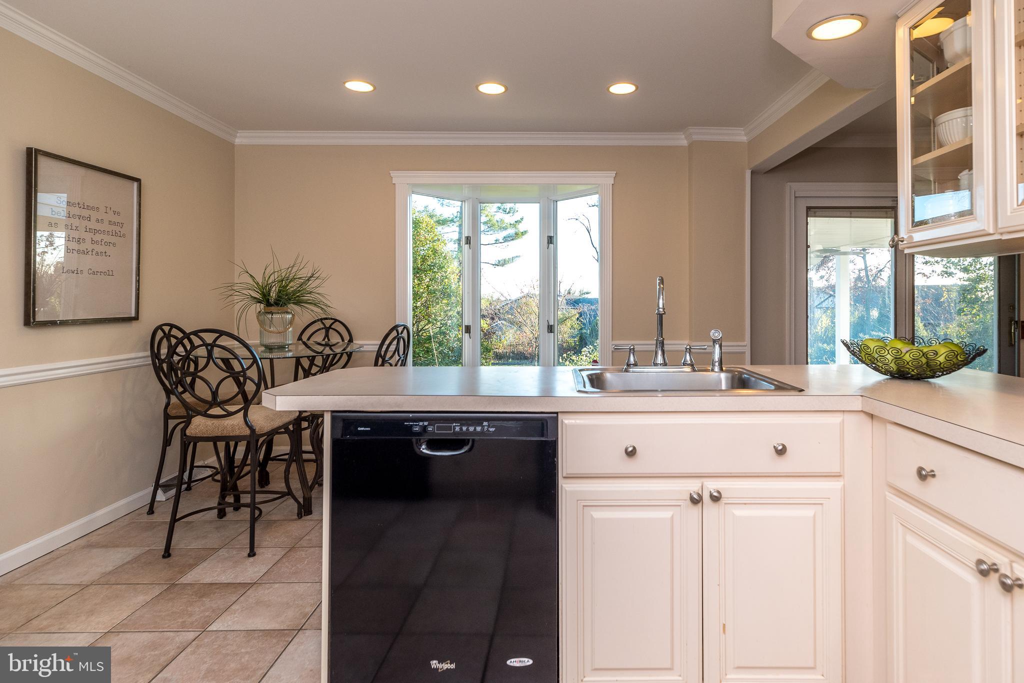 925 Denston Drive Ambler, PA 19002 - Photo 10 of 18