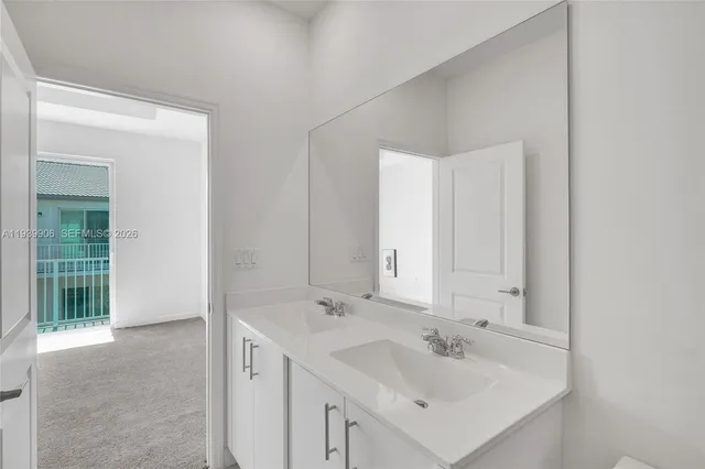 $2,800 | 732 Southeast 13th Court, Unit 732, Homestead, FL 33034