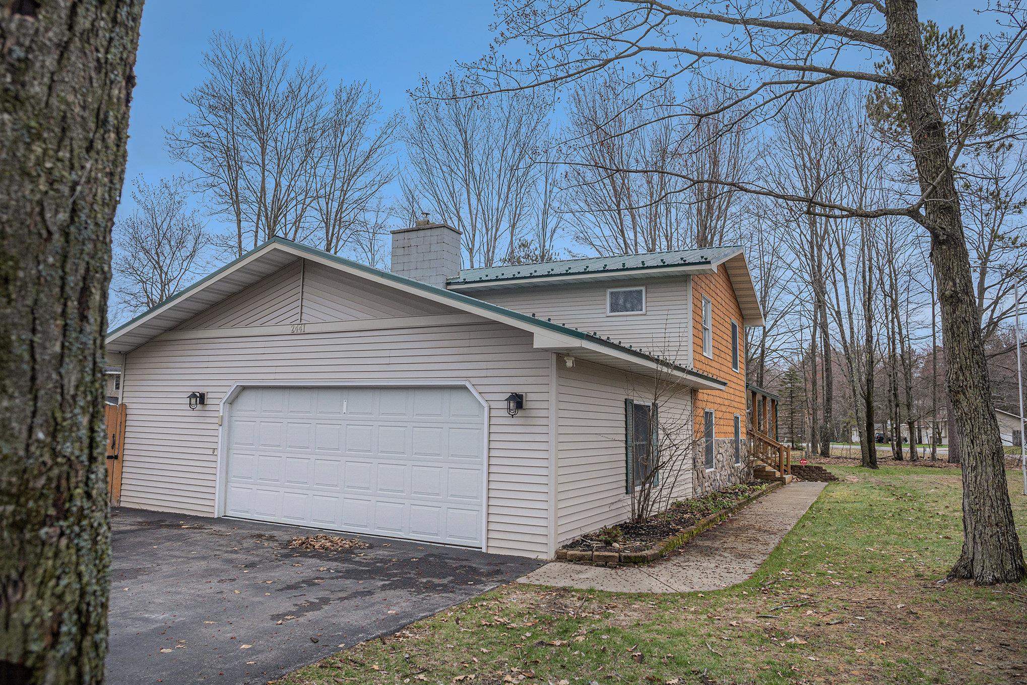 2441 Tamara Road Kalkaska, MI 49646 - Photo 35 of 66 1933219-691a0e04-547c-464a-ba99-237453d764f3.JPG