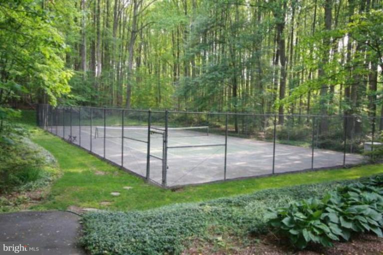 11320 Glen Road Potomac, MD 20854 - Photo 2 of 20 Tennis Court