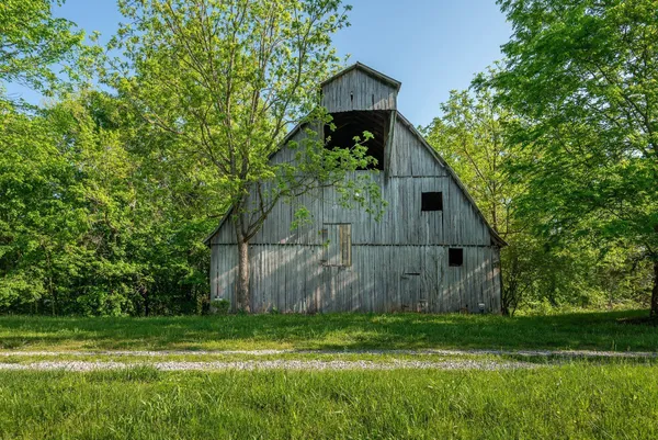 $1,399,900 | 1912 Joppa Road, Walling, TN 38587