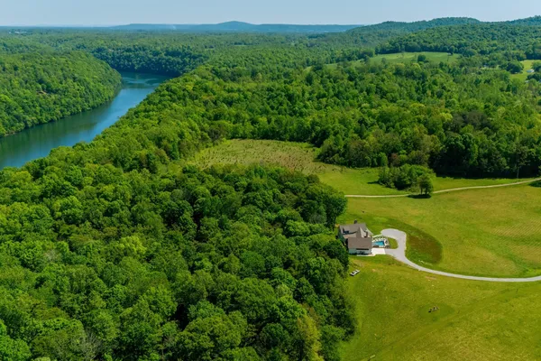 $1,399,900 | 1912 Joppa Road, Walling, TN 38587