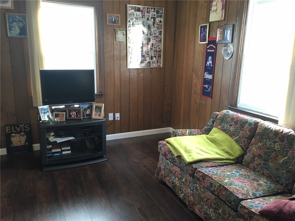 141 Tower Street Westerly, RI 02891 - Photo 9 of 23 Gallery Image 9