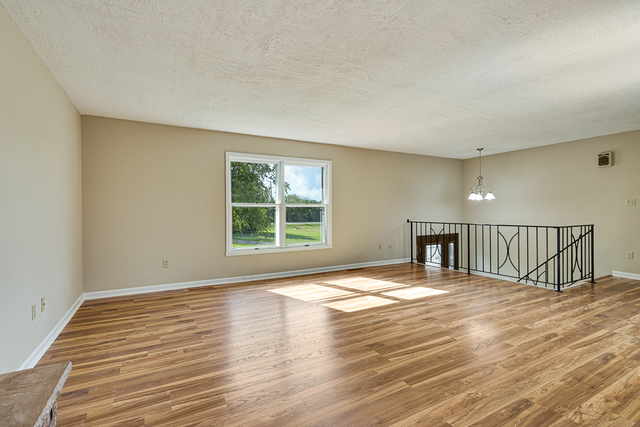 1908 North Menge Road Marengo, IL 60152 - Photo 4 of 33