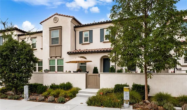 a view of a house with a outdoor space