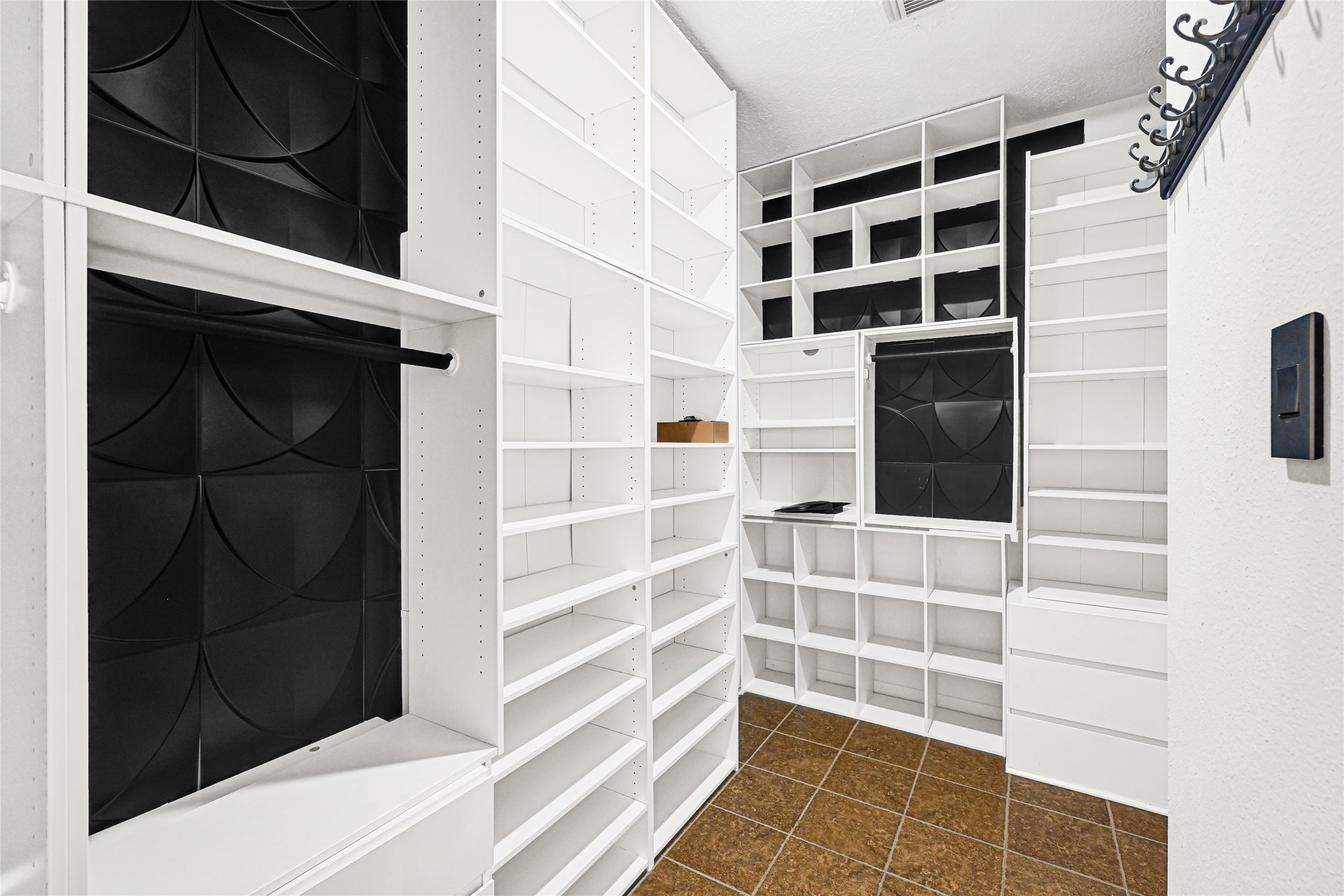 8514 Discus Drive Humble, TX 77346 - Photo 21 of 32 a view of wooden door