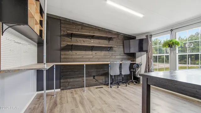 $300,000 | 907 Court Martial Ranch Road, Panama City, FL 32409