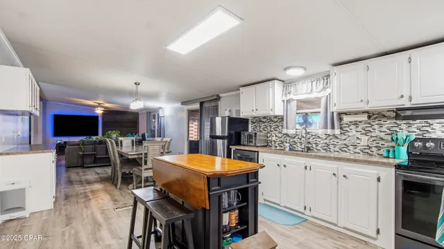 $300,000 | 907 Court Martial Ranch Road, Panama City, FL 32409